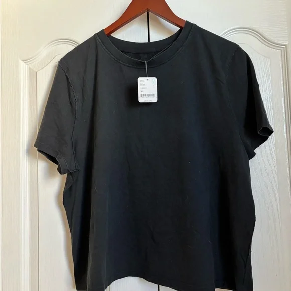 We The Free Black Short Sleeve Crewneck Tee - Picture 1 of 7